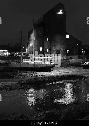 Cold January evening in Battlesbridge, Essex Stock Photo