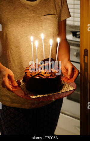 Chocolate birthday cake number candle immagini e fotografie stock ad alta  risoluzione - Alamy