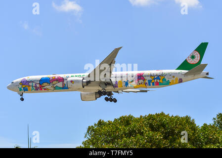 Singapore - Mar 27, 2019. B-16722 EVA Airways Boeing 777-300ER (Hello ...