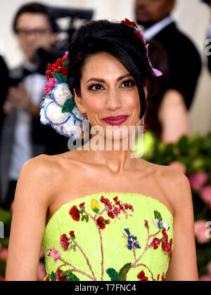 Huma Abedin attends The Metropolitan Museum of Art's Costume Institute