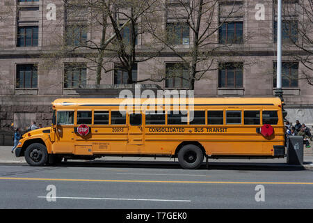 School Bus near Central Park, Upper Manhattan, New York City, USA Stock Photo