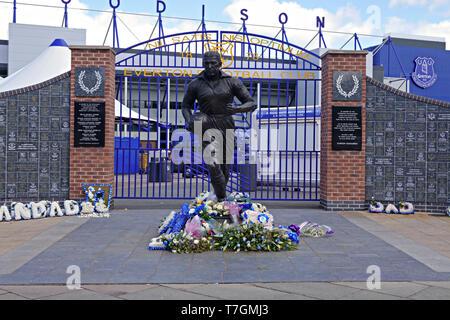 Dixie Dean statue outside Everton Football Club's Goodison Park Ground 2019 Stock Photo