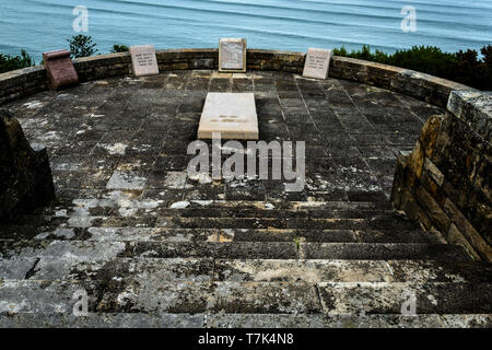 The grave site of South African Randlord and mining magnate Sir Abraham Bailey, and close family, above South Africa's False Bay Stock Photo