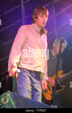 Regular Fries performing at the Reading Festival 2001 Stock Photo