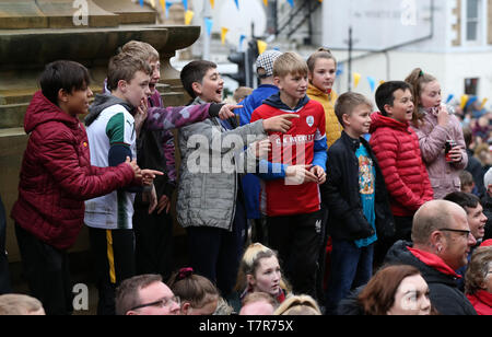 Barnsley fans during the promotion parade in Barnsley City Centre. Stock Photo