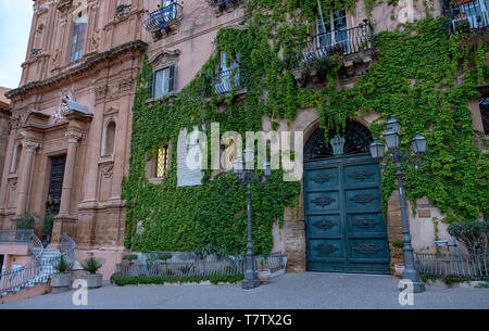 Agrigento Town Hall and the Chiesa San Domenico, Piazza Pirandello, Agrigento, Sicily, Italy Stock Photo