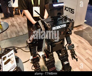 Thormang3 robot from Robotis, a full size open platform humanoid, build ...