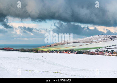 Village of Escalles at the foot of cap blanc nez in the snow, France, Pas de Calais, winter Stock Photo