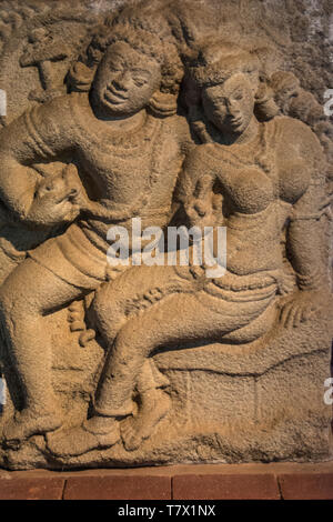 Wooden Lovers Sculpture Ceylon Isurumuniya Love Story Abstract
