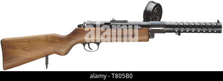 A submachine gun 18.I (M.P.18.1.), lifelike model weapon all-steel construction. Chamber marked '1920 / M.P.18.I. / 852'. Acceptance mark crown/'C'. Folding sight scaled '100 / 200'. On left side of housing marked 'Theodor Bergmann Abt. Waffenbau Suhl'. All parts movable. Complete finish. Walnut stock. Mint condition. Comes with drum magazine n/A (T.M.08 neue Art), so-called 2nd model with foldout winding lever. S/N 215135 with factory mark 'B/N' standing for Gebr. Bing, Nuremberg. Imperial acceptance mark crown/goth. 'S'. Partially spotted finish with fine pitting. histori, Editorial-Use-Only Stock Photo