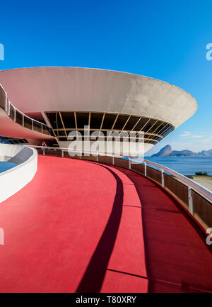 Niteroi Contemporary Art Museum MAC, Niteroi, State of Rio de Janeiro, Brazil, South America Stock Photo