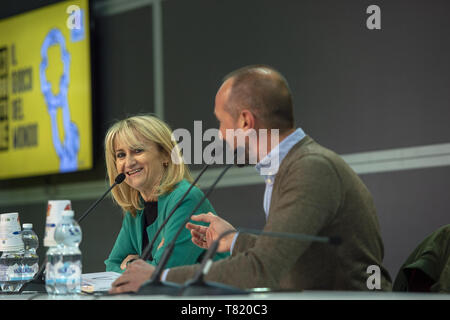 Luciana Littizzetto, Vittorio Leli also known as Vic, guest during the XXXII Turin International Book Fair at Lingotto Fiere in Turin, Italy. (Photo by Antonio Polia / Pacific Press) Stock Photo