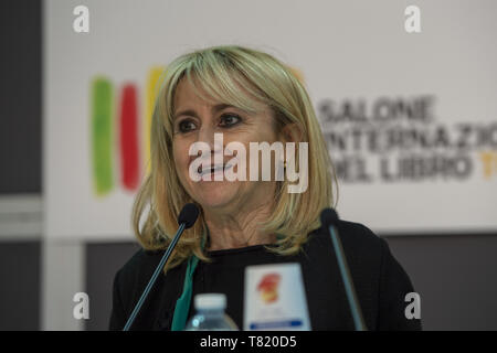 Luciana Littizzetto, guest during the XXXII Turin International Book Fair at Lingotto Fiere  in Turin, Italy. (Photo by Antonio Polia / Pacific Press) Stock Photo