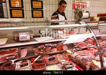 Saint Servan Indoor Market in Paramé District of Saint Malo, Britanny, France Stock Photo