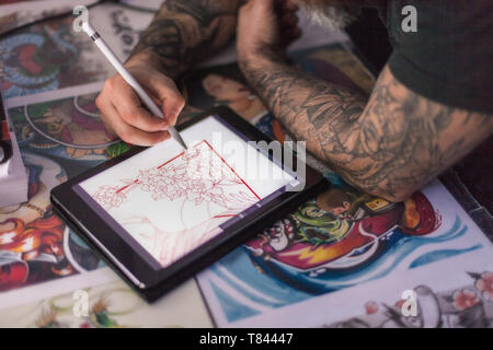 Is the Ipad pro or 10 worth it for tattoo artists? : r/iPadPro