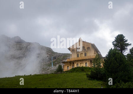 schachen hut in the bavarian alps Stock Photo