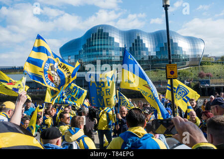 ASM Clermont Auvergne rugby fans in Newcastle uk for the 2019 European Rugby Champions Cup Finals. French clubs Stock Photo