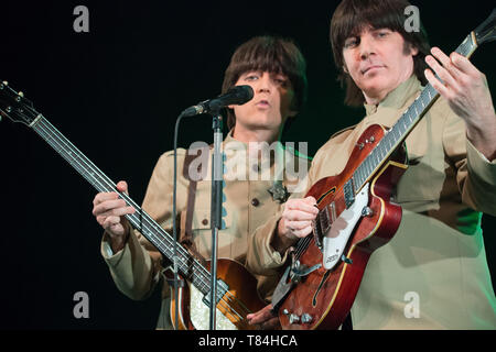 Glasgow, UK. 10 May 2019. LET IT BE, The Musical. The Iconic music of The Beatles with LET IT BE, the spectacular new concert jam-packed with over 40 of The Beatles’ greatest hits! Direct from the West End, this international hit show celebrates the legacy of the world’s greatest rock ‘n’ roll band. Reliving The Beatles’ meteoric rise from their humble beginnings to the heights of Beatlemania with live performances of early tracks including Twist and Shout and She Loves You as well as global mega-hits Yesterday, Hey Jude, Come Together and Let It Be. Credit: Colin Fisher/Alamy Live News Stock Photo