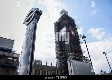 LONDON, ENGLAND, UK. 13TH APRIL, 2019 Scaffolding around the Elizabeth Tower, more commonly known as Big Ben, during the extensive restoration and rep Stock Photo