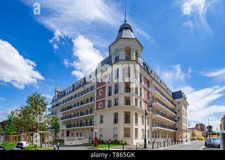 France, Hauts de Seine, Puteaux, Bergeres district Stock Photo