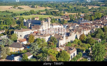 France, Dordogne, Perigord Pourpre, Beaumont du Perigord, medieval village and its fortified church (aerial view) Stock Photo