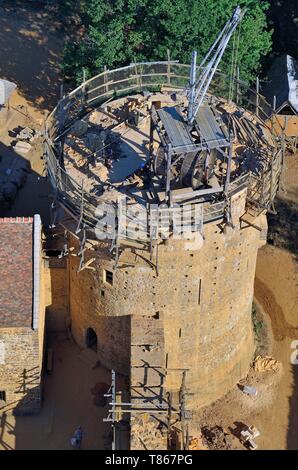 France, Yonne, Treigny, castle of Guedelon, medieval construction work (aerial view) Stock Photo