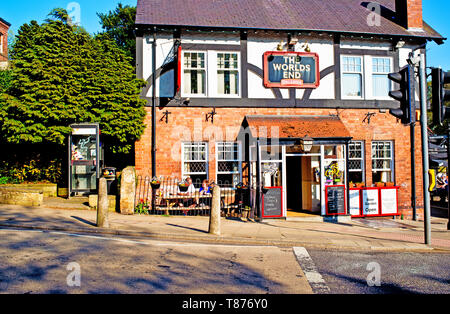 The Worlds End, Pub, Knaresborough Stock Photo - Alamy