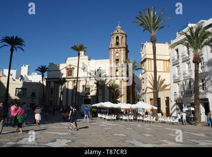 Iglesia de Santiago Apóstol, Plaza de la Catedral, Cadiz, Andalusia, Spain Stock Photo