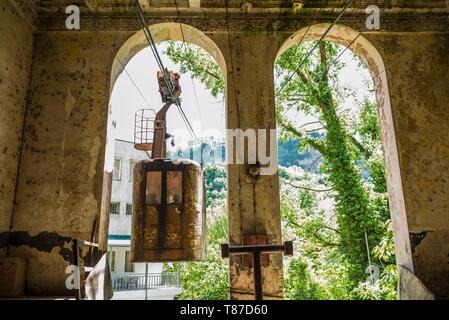 Georgia, Chiatura, Soviet-era mining town cable car Stock Photo