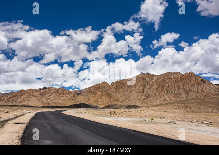 Mountain road between Leh and Lamayuru in Himalaya mountains in Ladakhm, India Stock Photo