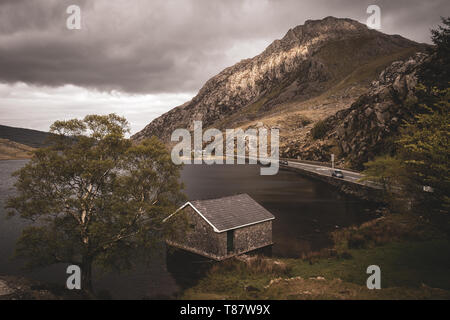 Tryfan and Llyn Ogwen, Snowdonia, North Wales Stock Photo