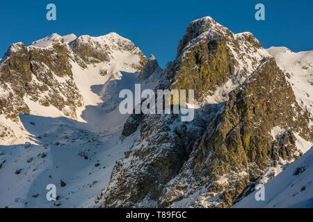 France, Isère (38), Belledonne, Chamrousse, Robert lakes bordered and dominated on the east by Petit Van (2,439 meters), Grand Van (2,448 meters) and Grand Sorbier (2,526 meters) Stock Photo