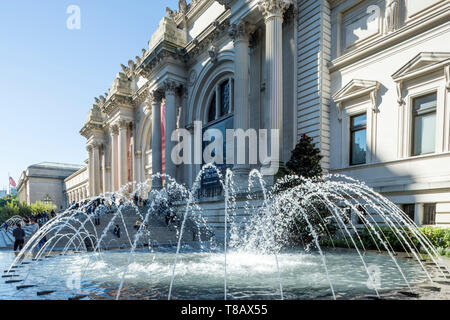 fountain-main-entrance-
