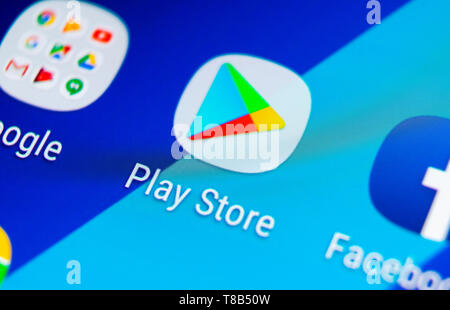 Sankt-Petersburg, Russia, August 19, 2018: Play store application icon on Samsung Galaxy S9 smartphone screen close-up. Mobile application icon of pla Stock Photo