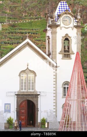 Portugal, Madeira Island, Ribeira Brava, Church of Sao Bento (or Matrice Church) dating back to the 16th century and a Christmas tree Stock Photo