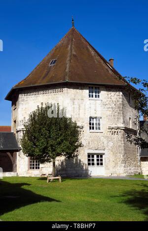 France, Seine-Maritime, Norman Seine River Meanders Regional Nature Park, Ambourville, manor of the Templars, the former octogonal dovecote Stock Photo