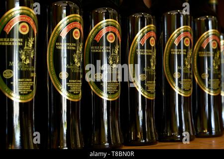 France, Gard, Villevieille, olives and olive oil from N¯mes AOP, Moulin Ó huile de Villevieille, shop, Stock Photo