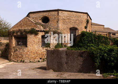View of Rural house in Piaza Armerina, Sicily. Italy Stock Photo