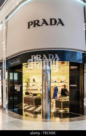 Prada cdg discount airport