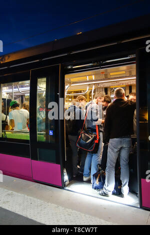 Dijon, Tramway, Gare SNCF Stock Photo