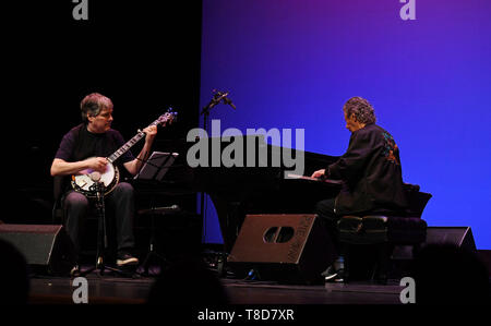 May 11, 2019 - BELA FLECK and CHICK COREA, multi Grammy winners  bring piano and banjo together at the Sandler Center  in VIRGINIA BEACH, VIRGINIA  11 MAY 2019..Â©Jeff Moore (Credit Image: © Jeff Moore/ZUMA Wire) Stock Photo