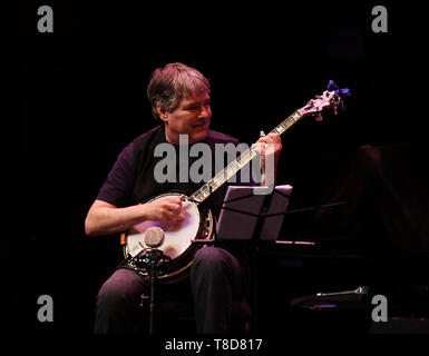 May 11, 2019 - BELA FLECK and CHICK COREA, multi Grammy winners  bring piano and banjo together at the Sandler Center  in VIRGINIA BEACH, VIRGINIA  11 MAY 2019..Â©Jeff Moore (Credit Image: © Jeff Moore/ZUMA Wire) Stock Photo