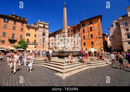 Italy, Lazio, Rome, Piazza della Rotonda (Rotunda Square) near the Pantheon Stock Photo
