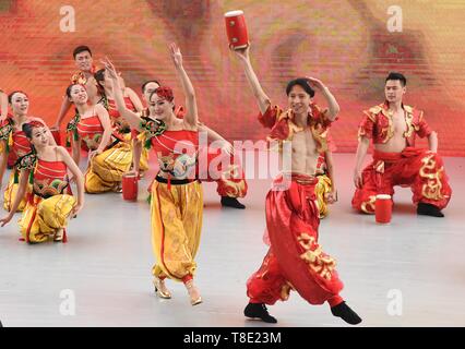 Beijing, China. 12th May, 2019. Performers dance during the opening ceremony of the 'Shanxi Day' theme event at the 2019 Beijing International Horticultural Exhibition in Yanqing District in Beijing, capital of China, May 12, 2019. Credit: Ren Chao/Xinhua/Alamy Live News Stock Photo