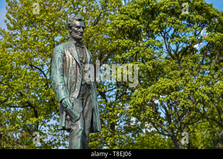 Statue of Abraham Lincoln by George Bissell on the memorial to Scottish American soldiers who fought in the American Civil War. Stock Photo