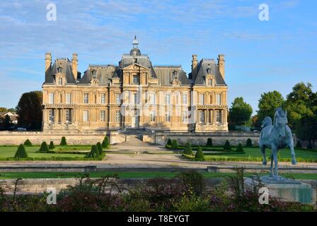 France, Yvelines, Maisons Laffitte, Chateau de Maisons, castle built by Mansart in the 17th century Stock Photo