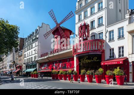 France, Paris, 18th District, Boulevard de Clichy, cabaret le Moulin Rouge (Moulin Rouge, trademark, application for authorization required before publication) Stock Photo