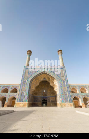 The southern Iwan, Jameh or Friday Mosque, Isfahan, Iran Stock Photo
