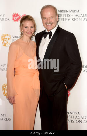 Photo Must Be Credited ©Alpha Press 079965 12/05/2019 Kelsey Grammer and Kayte Walsh Virgin Media Bafta TV British Academy Television Awards  Pressroom 2019 At The Royal Festival Hall London Stock Photo