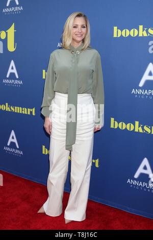 Los Angeles, CA, USA. 13th May, 2019. LOS ANGELES - MAY 13: Lisa Kudrow at the 'Booksmart' Premiere at The Theatre at Ace Hotel on May 13, 2019 in Los Angeles, CA at arrivals for BOOKSMART Screening, Ace Hotel, Los Angeles, CA May 13, 2019. Credit: Priscilla Grant/Everett Collection/Alamy Live News Stock Photo